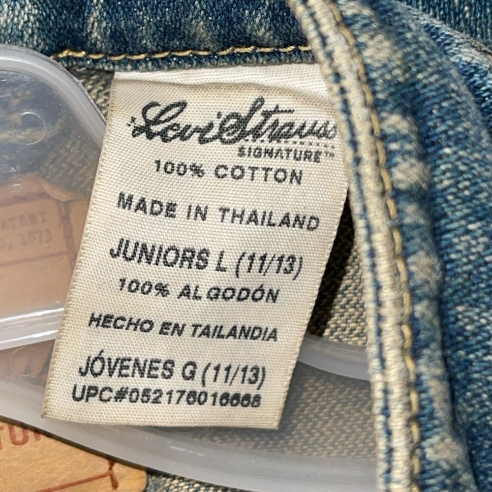 Levi Strauss juniors denim jacket size 13 -14 GUC - Picture 6 of 8